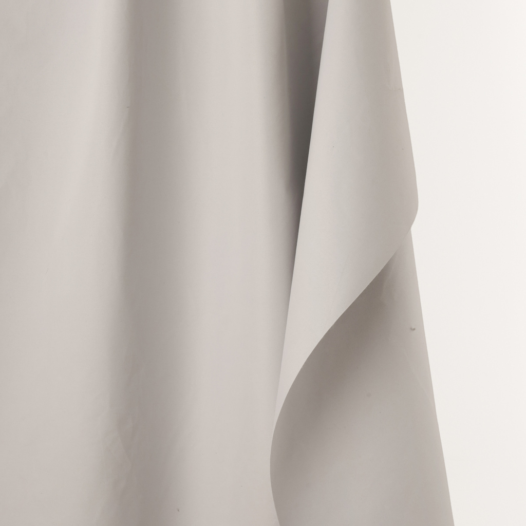 1 Blackout Liso blanco